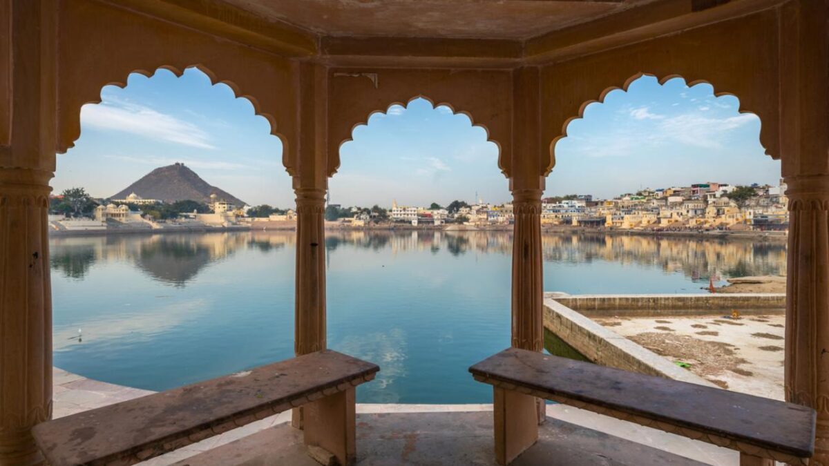 Pushkar Lake ghats — Jaipur to Pushkar day tour